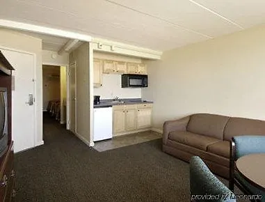 ** Hotel Travelodge By Wyndham Suites Virginia Beach Oceanfront United States