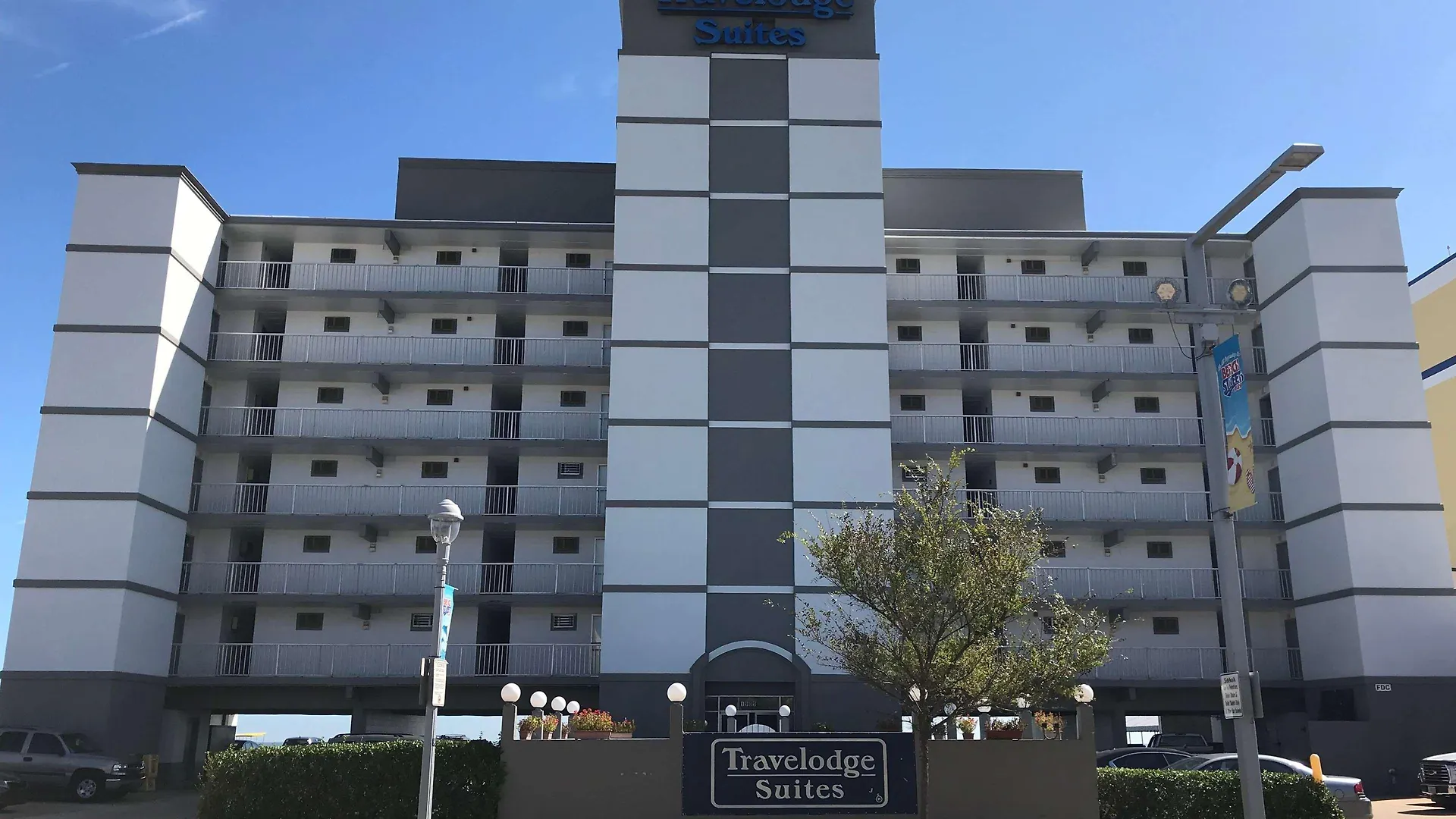 Travelodge By Wyndham Suites Virginia Beach Oceanfront