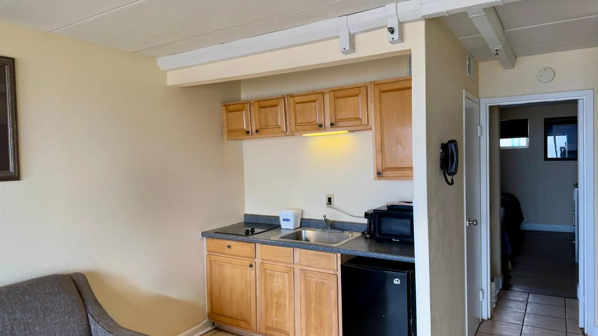 Travelodge By Wyndham Suites Virginia Beach Oceanfront Hotel