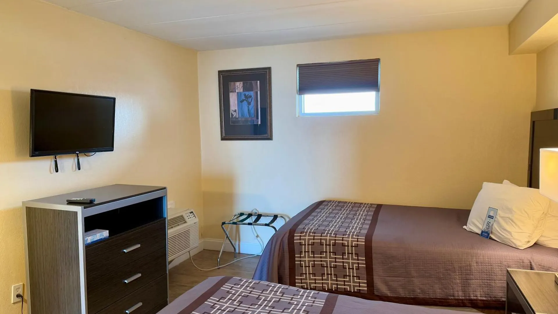 Travelodge By Wyndham Suites Virginia Beach Oceanfront